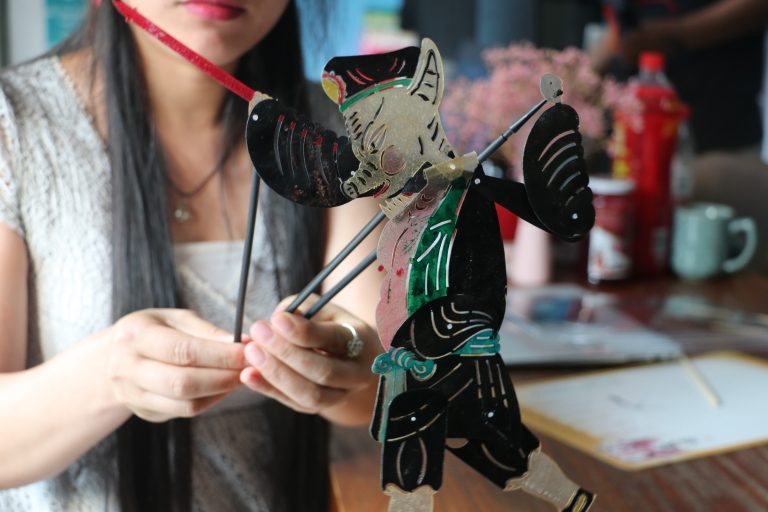 omeida-chinese-shadow-puppetry-2